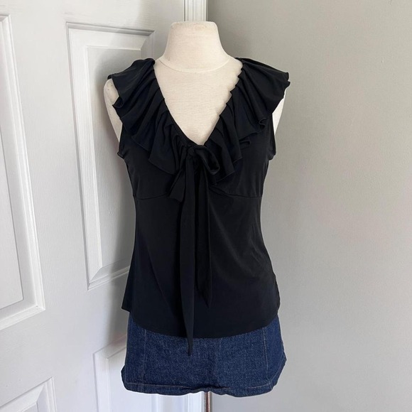 Y2K BLACK WORTHINGTON KEYHOLE RUFFLE SLEEVELESS TOP‎ - Picture 1 of 7
